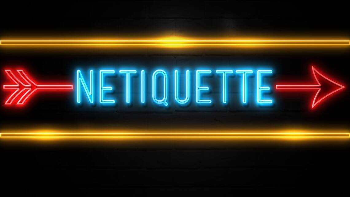 Netiquette: Bedeutung, Regeln & Infos.