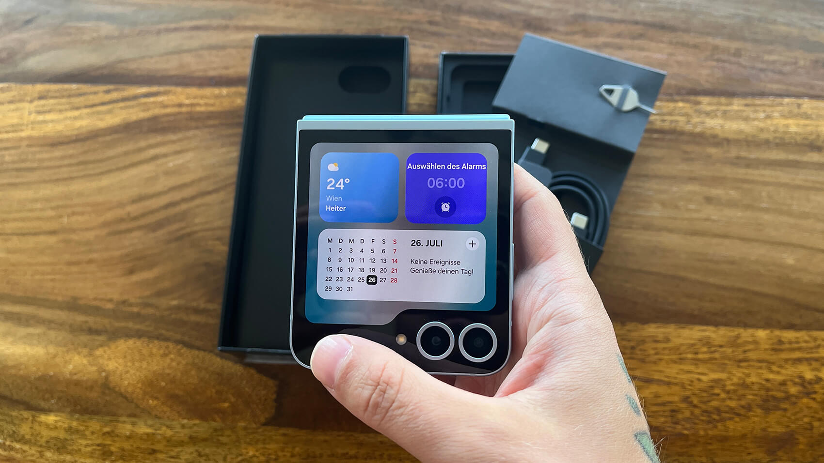 Samsung Galaxy Z Flip 6 Außenbildschim 1