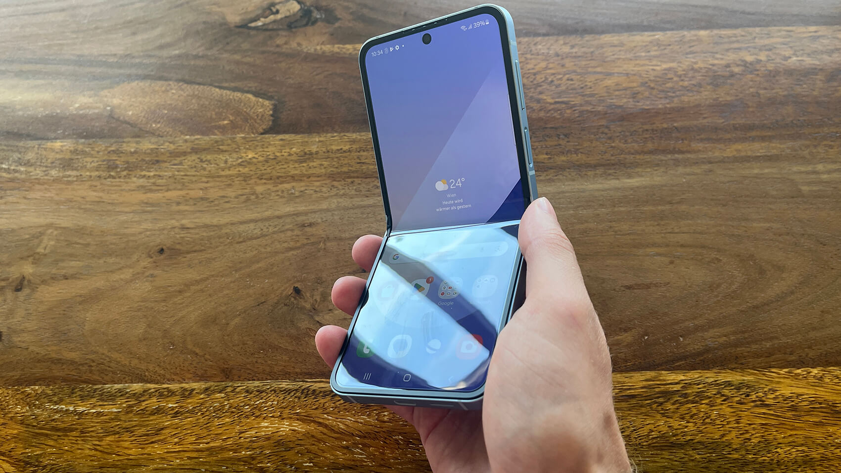 Samsung Galaxy Z Flip 5 Außenbildschirm 1